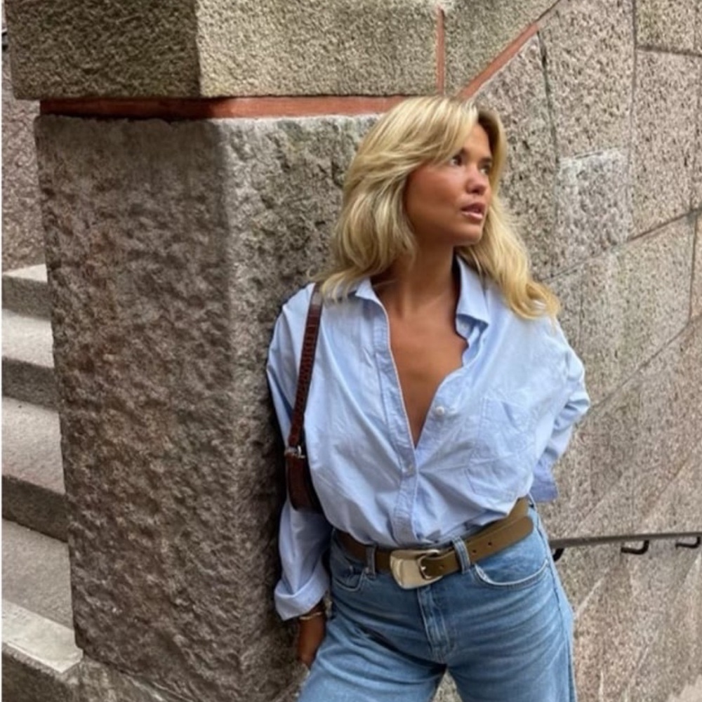 Djerf avenue breezy top in blue